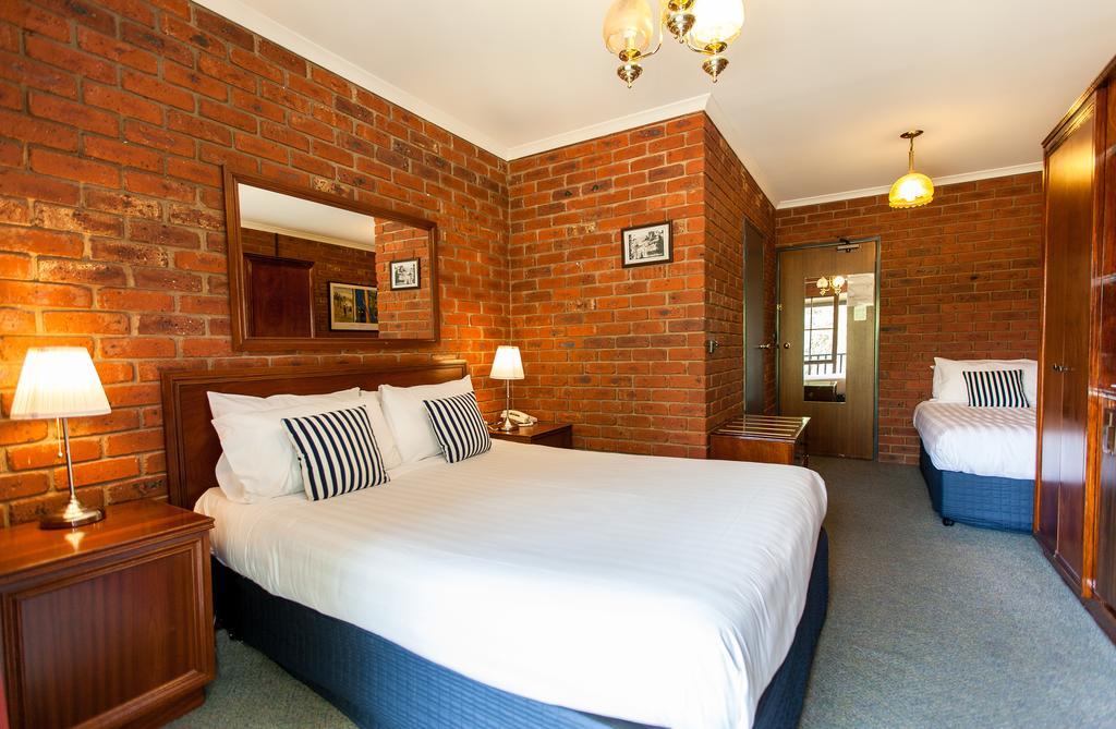 Armour Motor Inn Beechworth Buitenkant foto